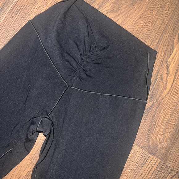 Aerie offline super flare leggings - Picture 3 of 5